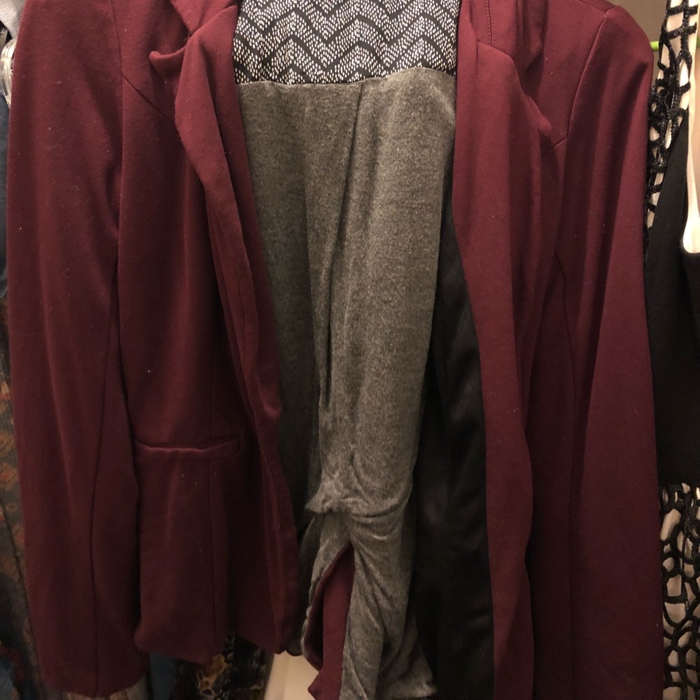 Maroon blazer EUC